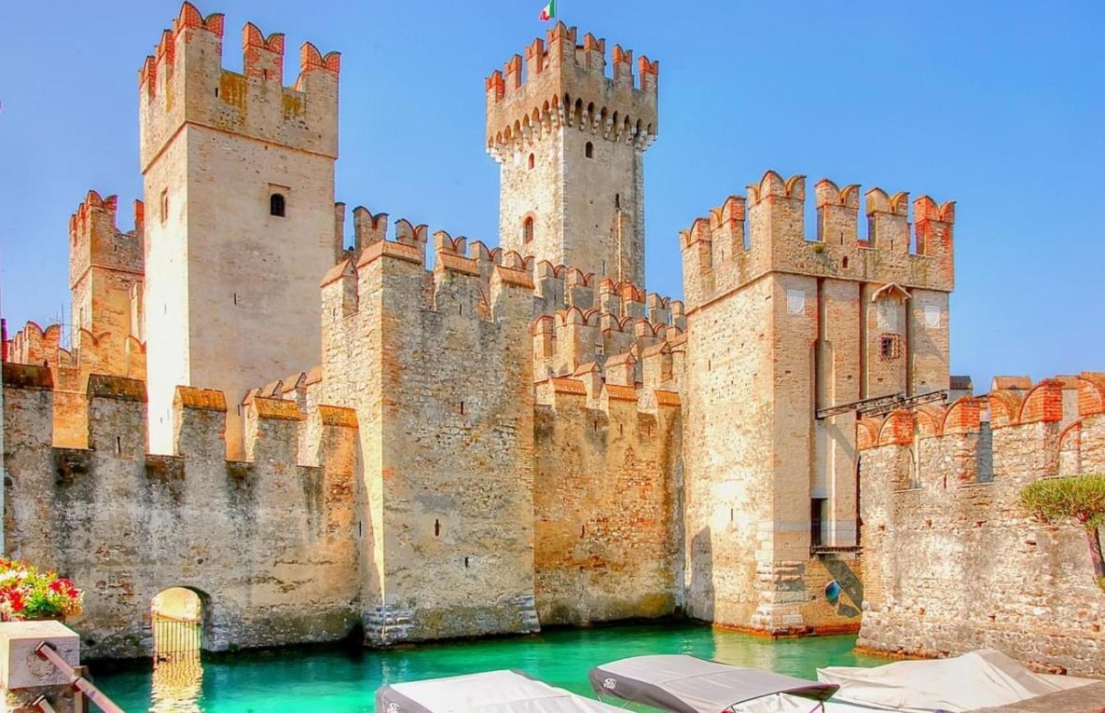 Artemide Apartment - A Soli 150M Dal Lago Di Garda Σιρμιόνε Εξωτερικό φωτογραφία